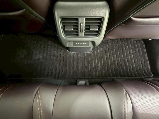 ZR-V eHEV Z BOSE/保証書/ディスプレイオーディオ+ナビ/衝突安全装置/シートヒーター/全方位モニター/車線逸脱防止支援システム/シート 合皮/パーキングアシスト バックガイド/電動バックドア 全周囲カメラ(28枚目)