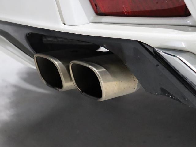 ランドクルーザープラド TX 【メッキ部マットブラック】【7人乗り】パールホワイト リフトアップ ウェッズアルミホイール ウッドコンビステアリング シフトノブ 新品シートカバー フロントカメラ 前後モデリスタ(19枚目)