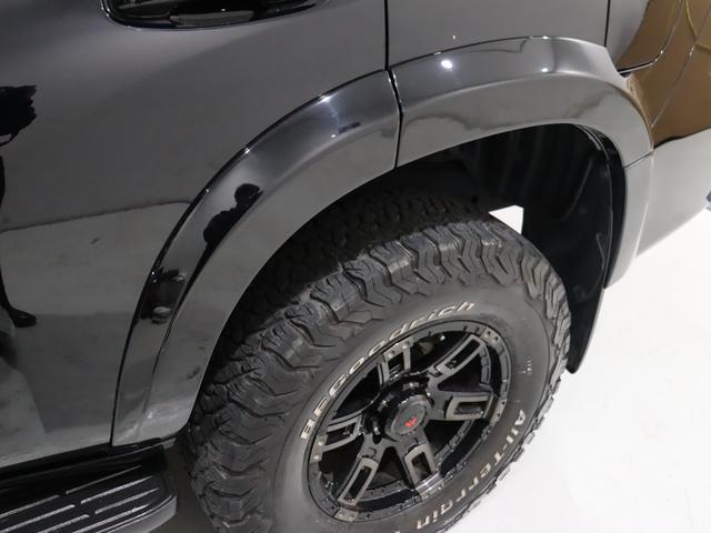 ランドクルーザープラド ＴＸ　ワンオーナー　リフトアップ　サンルーフ　プッシュスタート　ルーフレール　クルーズコントロール　ルーフボックス　ＡＬＰＩＮＥ　９インチナビ　バックカメラ　アルミホイール　オーバーフェンダー（32枚目）
