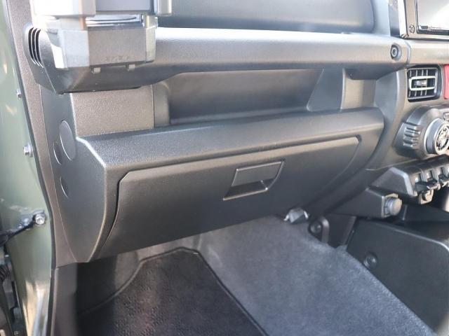 ジムニー XC 【下取直販】ジャングルグリーン マッドバーン16インチアルミホイール ヨコハマATタイヤ ケンウッド9インチナビ バックカメラ 前後ドラレコ 社外ドリンクホルダー サイドバー ETC(21枚目)