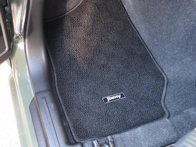 ジムニー XC 【下取直販】ジャングルグリーン マッドバーン16インチアルミホイール ヨコハマATタイヤ ケンウッド9インチナビ バックカメラ 前後ドラレコ 社外ドリンクホルダー サイドバー ETC(22枚目)