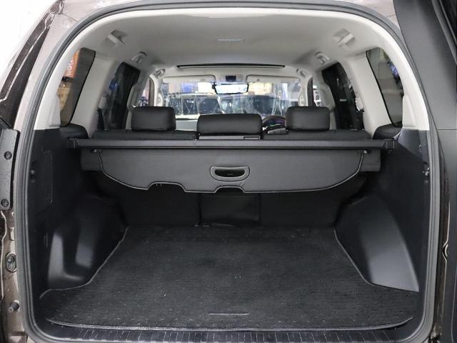 ランドクルーザープラド ＴＸ　マルチテレインモニター　オールペイント　グラファイトメタリック　新品シートカバー　サンルーフ　オーバーフェンダー　ＲＡＹＳ１７インチアルミホイール　ガナドールマフラー　ＡＬＰＩＮＥドラレコ（12枚目）