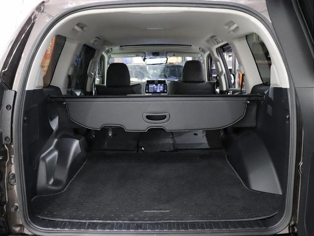 ランドクルーザープラド ＴＸ　マルチテレインモニター　オールペイント　グラファイトメタリック　新品シートカバー　サンルーフ　オーバーフェンダー　ＲＡＹＳ１７インチアルミホイール　ガナドールマフラー　ＡＬＰＩＮＥドラレコ（13枚目）