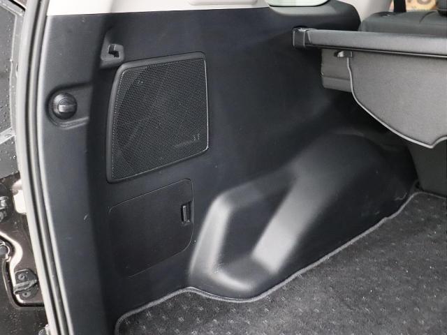 ランドクルーザープラド ＴＸ　マルチテレインモニター　オールペイント　グラファイトメタリック　新品シートカバー　サンルーフ　オーバーフェンダー　ＲＡＹＳ１７インチアルミホイール　ガナドールマフラー　ＡＬＰＩＮＥドラレコ（14枚目）