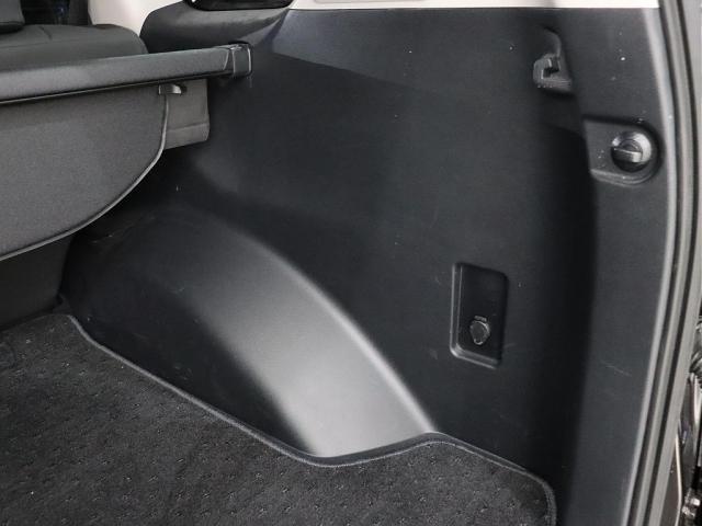 ランドクルーザープラド ＴＸ　マルチテレインモニター　オールペイント　グラファイトメタリック　新品シートカバー　サンルーフ　オーバーフェンダー　ＲＡＹＳ１７インチアルミホイール　ガナドールマフラー　ＡＬＰＩＮＥドラレコ（15枚目）