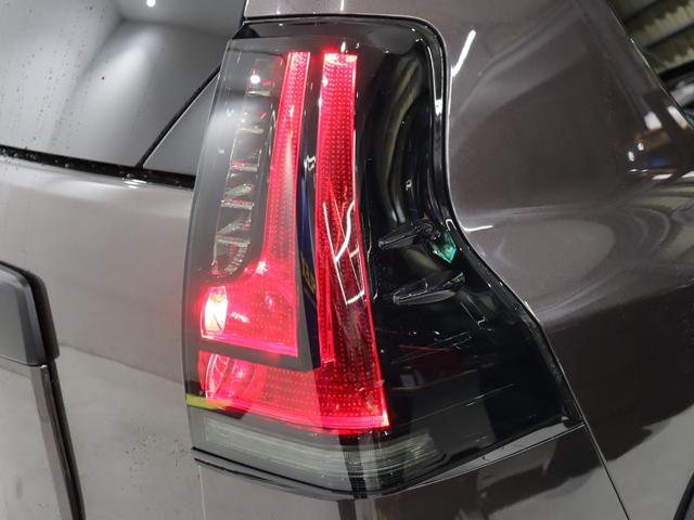 ランドクルーザープラド ＴＸ　マルチテレインモニター　オールペイント　グラファイトメタリック　新品シートカバー　サンルーフ　オーバーフェンダー　ＲＡＹＳ１７インチアルミホイール　ガナドールマフラー　ＡＬＰＩＮＥドラレコ（34枚目）