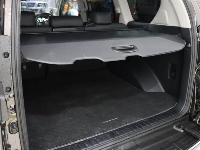 ランドクルーザープラド ＴＸ　マルチテレインモニター　オールペイント　グラファイトメタリック　新品シートカバー　サンルーフ　オーバーフェンダー　ＲＡＹＳ１７インチアルミホイール　ガナドールマフラー　ＡＬＰＩＮＥドラレコ（78枚目）