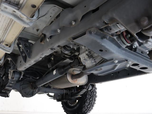 ランドクルーザー７０ ４．０　４ＷＤ　ワンオーナー　３０周年アニバーサリー　ベージュ　フォグランプ　ボディ同色オーバーフェンダー　純正アルミホイール塗装　背面タイヤカバー　純正７インチナビ　バックカメラ　コムテックドラレコ（48枚目）