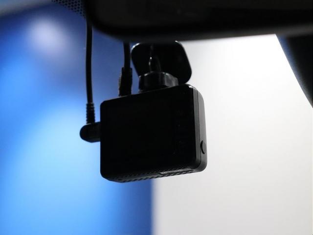 ランドクルーザープラド TX 廃盤カラー グレーメタリック リフトアップ KMC17インチアルミホイール ジオランダータイヤ 各部マットブラック グリルマーカー 新品ULTIMATE LEDテールランプ 室内灯LED(26枚目)