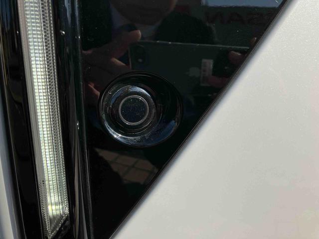 タント カスタムＲＳ　シートヒーター／バックカメラ／ＬＥＤヘッドライト／スマートアシスト／コーナーセンサー／両側パワースライドドア／電動パーキングブレーキ／キーフリーシステム／セキュリティアラーム／オートブレーキホールド（13枚目）