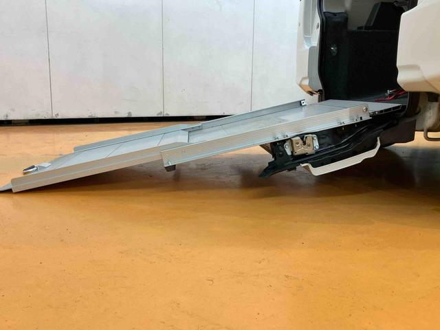 タント スローパーX SAII リヤシート付き仕様 福祉車両(電動ウインチ)/リヤシート付/片側電動スライドドア/純正ナビ/バックカメラ/ステアリングオーディオスイッチ/キーフリーシステム/プッシュボタンエンジンスタート/オートライトコントロール(5枚目)