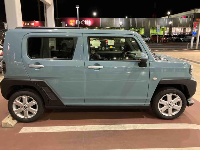 タフト Ｇ　ガラスルーフ　ルーフレール　１５インチアルミ　ＬＥＤヘッドライト＆フォグランプ　バックカメラ　プッシュボタンスターター　シートヒーター　電動駐車ブレーキ　自動追従クルコン　衝突被害軽減ブレーキ（4枚目）