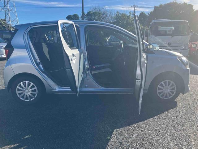 ミライース L SAIII スマアシIII/オートハイビーム/コーナーセンサー/アイドリングストップ/パワーウィンドウ/マニュアルエアコン/キーレスエントリー/デュアルエアバック/13インチホイール/サイドブレーキ(11枚目)