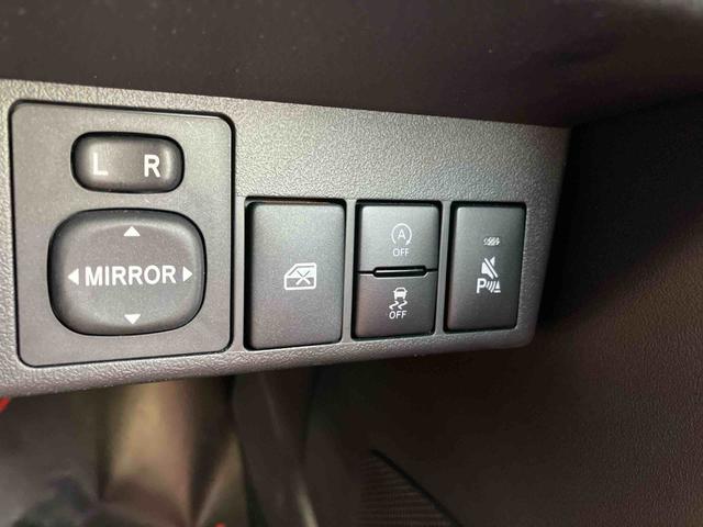 コペン セロ　電動開閉式ルーフ／１６ｃｍスピーカー・ツィーター／アクセサリーソケット／チルトステアリング／オートエアコン／キーフリーシステム／ＬＥＤヘッドランプ（オートライト付）／本革巻ステアリングホイール／（18枚目）