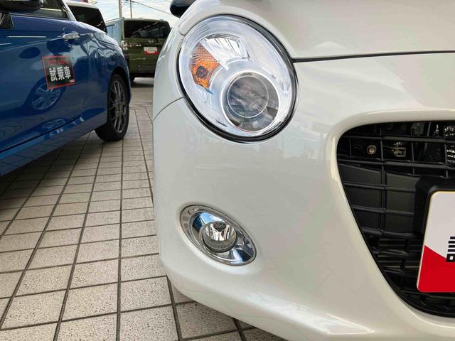 コペン セロ　電動開閉式ルーフ／１６ｃｍスピーカー・ツィーター／アクセサリーソケット／チルトステアリング／オートエアコン／キーフリーシステム／ＬＥＤヘッドランプ（オートライト付）／本革巻ステアリングホイール／（27枚目）