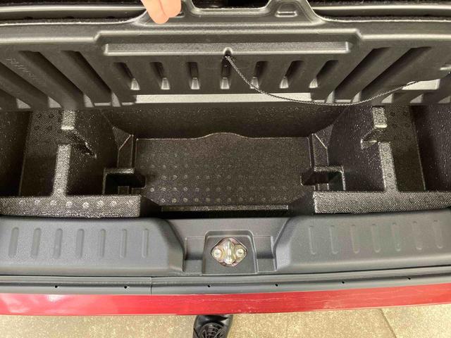 ムーヴキャンバス セオリーＧ　９インチディスプレイオーディオ／左右シートヒーター／電動パーキングブレーキ／運転席上下アジャスター／ＬＥＤヘッドライト／左右タイマー機能付きパワースライドドア／カーペットマット／オートエアコン（25枚目）