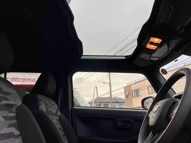 タフト Ｘ　ガラスルーフ　ＬＥＤヘッドライト　バックカメラ　電動パーキングブレーキ　オートライト　プッシュボタンスターター　オート格納式ドアミラー　衝突被害軽減ブレーキ　コーナーセンサー（16枚目）