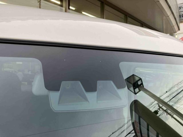 ハイゼットカーゴ ＤＸ　衝突被害軽減ブレーキ　コーナーセンサー　オートライト　プライバシーガラス　フロントパワーウィンドウ　オーバーヘッドシェルフ　スピーカー一体型ＡＭ・ＦＭラジオ　キーレスエントリー　アイドリングストップ（22枚目）