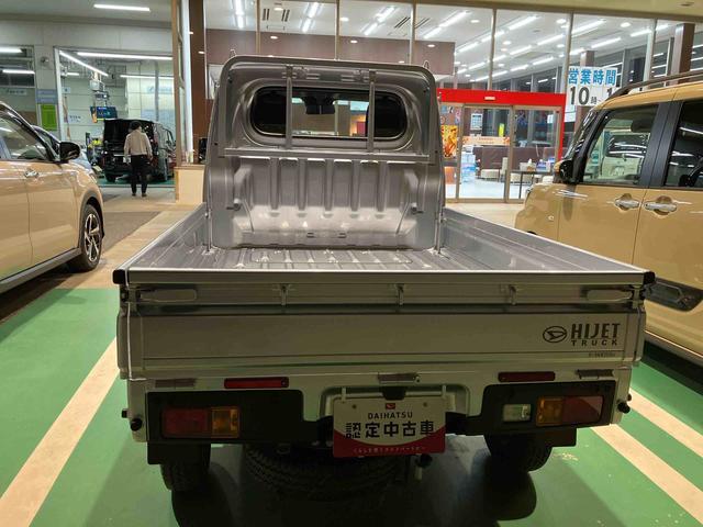ハイゼットトラック スタンダード　５速マニュアル　２ＷＤ　ＡＭ／ＦＭラジオ　マニュアルエアコン　ハロゲンヘッドライト（11枚目）