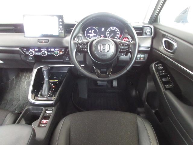 ヴェゼル ｅ：ＨＥＶＺ　禁煙車・ナビ・ドラレコ・ＥＴＣ　スマキ　Ｐトランク　フルオートエアコン　Ｄレコ　エアバッグ　両席エアバック　Ｒカメ　パワーウィンドウ　ＬＥＤランプ　クルーズＣ　ナビ＆ＴＶ　キーレスエントリー　ＥＴＣ付（16枚目）