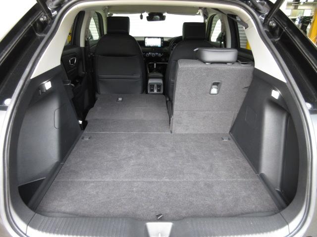 ヴェゼル ｅ：ＨＥＶＺ　禁煙車・ナビ・ドラレコ・ＥＴＣ　スマキ　Ｐトランク　フルオートエアコン　Ｄレコ　エアバッグ　両席エアバック　Ｒカメ　パワーウィンドウ　ＬＥＤランプ　クルーズＣ　ナビ＆ＴＶ　キーレスエントリー　ＥＴＣ付（22枚目）