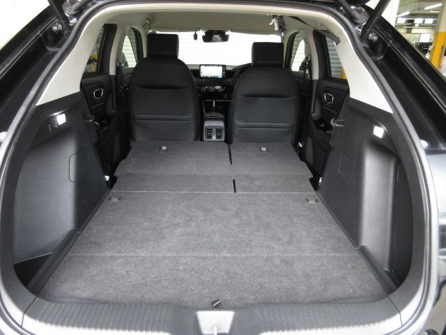 ヴェゼル ｅ：ＨＥＶＺ　禁煙車・ナビ・ドラレコ・ＥＴＣ　スマキ　Ｐトランク　フルオートエアコン　Ｄレコ　エアバッグ　両席エアバック　Ｒカメ　パワーウィンドウ　ＬＥＤランプ　クルーズＣ　ナビ＆ＴＶ　キーレスエントリー　ＥＴＣ付（23枚目）