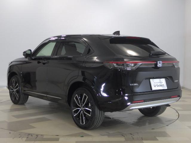 ヴェゼル ｅ：ＨＥＶＺ　禁煙車・ナビ・ドラレコ・ＥＴＣ　スマキ　Ｐトランク　フルオートエアコン　Ｄレコ　エアバッグ　両席エアバック　Ｒカメ　パワーウィンドウ　ＬＥＤランプ　クルーズＣ　ナビ＆ＴＶ　キーレスエントリー　ＥＴＣ付（26枚目）