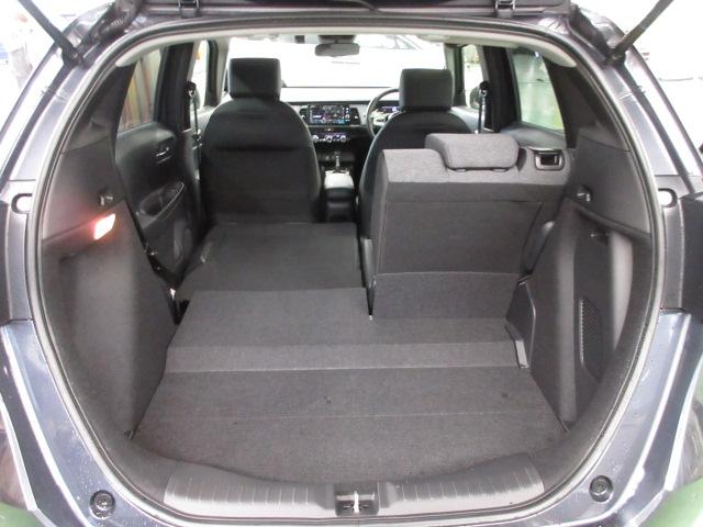 フィット e:HEVホーム 禁煙/元デモカー試乗車/コネクテッド/9インチナビ&全方位カメラ/ブラインドスポットインフォメーション/渋滞追従/フルセグ/Bluetooth/CarPlay/純正スマホ連動ドラレコ クリソナ 1オナ(21枚目)
