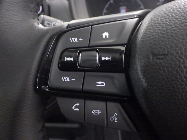 WR-V Z+ブラックスタイル 禁煙/元デモカー試乗車/特別仕様車/コネクテッド/サポカー/9インチナビ&リヤカメラ/前後スマホ連動ドラレコ/USB/Bluetooth/フルセグ/ETC オートクルーズコントロール 盗難防止システム(10枚目)