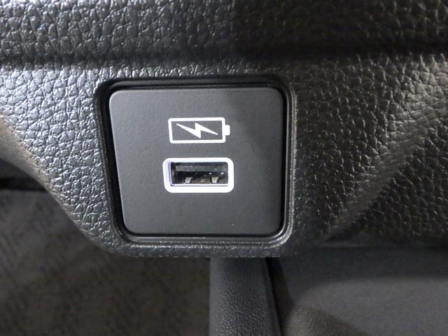WR-V Z+ブラックスタイル 禁煙/元デモカー試乗車/特別仕様車/コネクテッド/サポカー/9インチナビ&リヤカメラ/前後スマホ連動ドラレコ/USB/Bluetooth/フルセグ/ETC オートクルーズコントロール 盗難防止システム(21枚目)