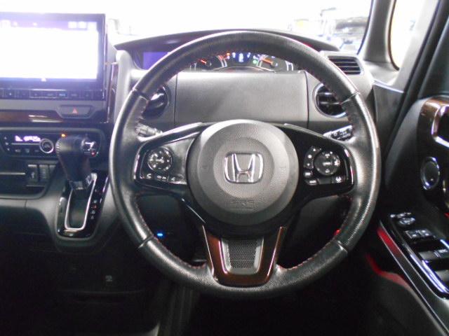 N-BOXカスタム Lターボ 禁煙/ワンオーナー/サポカー/渋滞追従/2トーンカラー/特別仕様車コーディネートスタイル/左右シートヒーター/純正9インチナビ&リヤカメラ&前後ドラレコ/Bluetooth/ETC 地デジチューナー(13枚目)