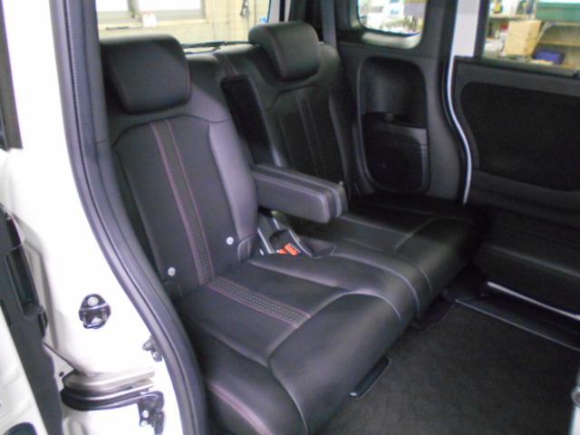 N-BOXカスタム Lターボ 禁煙/ワンオーナー/サポカー/渋滞追従/2トーンカラー/特別仕様車コーディネートスタイル/左右シートヒーター/純正9インチナビ&リヤカメラ&前後ドラレコ/Bluetooth/ETC 地デジチューナー(20枚目)