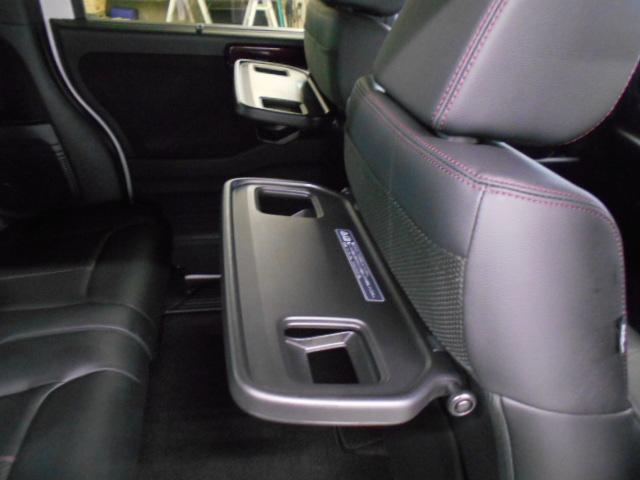 N-BOXカスタム Lターボ 禁煙/ワンオーナー/サポカー/渋滞追従/2トーンカラー/特別仕様車コーディネートスタイル/左右シートヒーター/純正9インチナビ&リヤカメラ&前後ドラレコ/Bluetooth/ETC 地デジチューナー(21枚目)