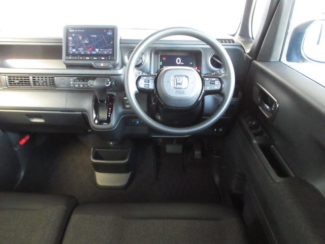 N-BOXカスタム ベースグレード 禁煙/元試乗車デモカー/コネクテッド/サポカー/渋滞追従/純正8インチナビ&リヤカメラ/ドラレコ/左右シートヒーター/フルセグ/Bluetooth/ETC USB接続 CMBS Dレコ 1オーナー(12枚目)