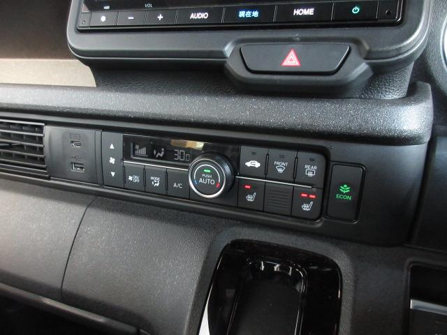 N-BOXカスタム ベースグレード 禁煙/元試乗車デモカー/コネクテッド/サポカー/渋滞追従/純正8インチナビ&リヤカメラ/ドラレコ/左右シートヒーター/フルセグ/Bluetooth/ETC USB接続 CMBS Dレコ 1オーナー(17枚目)