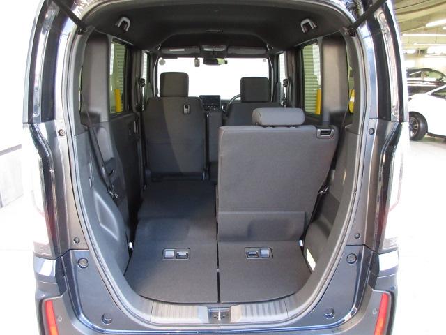 N-BOXカスタム ベースグレード 禁煙/元試乗車デモカー/コネクテッド/サポカー/渋滞追従/純正8インチナビ&リヤカメラ/ドラレコ/左右シートヒーター/フルセグ/Bluetooth/ETC USB接続 CMBS Dレコ 1オーナー(23枚目)