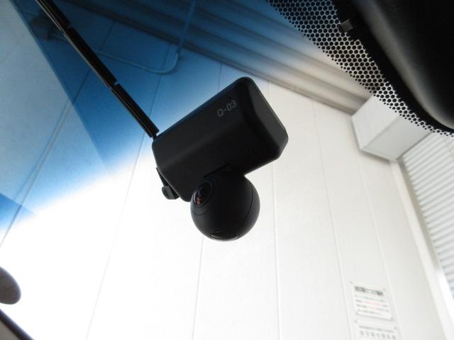 フリードハイブリッド ハイブリッド・Gホンダセンシング 禁煙車 LEDヘッドライト ETC スマートキー 純正ナビ リアカメラ ドラレコ 軽減ブレーキ キーフリーシステム 1オ-ナ- 記録簿 DVD再生可能 サイドカーテンエアバック ECON Aクルーズ(4枚目)