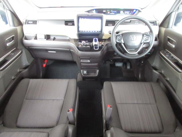 フリードハイブリッド ハイブリッド・Gホンダセンシング 禁煙車 LEDヘッドライト ETC スマートキー 純正ナビ リアカメラ ドラレコ 軽減ブレーキ キーフリーシステム 1オ-ナ- 記録簿 DVD再生可能 サイドカーテンエアバック ECON Aクルーズ(6枚目)
