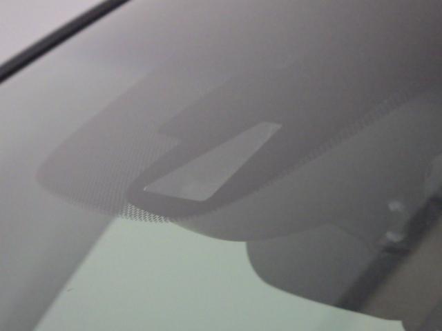 フリードハイブリッド ハイブリッド・Gホンダセンシング 禁煙車 LEDヘッドライト ETC スマートキー 純正ナビ リアカメラ ドラレコ 軽減ブレーキ キーフリーシステム 1オ-ナ- 記録簿 DVD再生可能 サイドカーテンエアバック ECON Aクルーズ(27枚目)