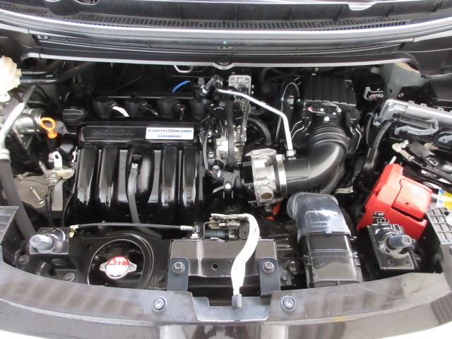 フリードハイブリッド ハイブリッド・Gホンダセンシング 禁煙車 LEDヘッドライト ETC スマートキー 純正ナビ リアカメラ ドラレコ 軽減ブレーキ キーフリーシステム 1オ-ナ- 記録簿 DVD再生可能 サイドカーテンエアバック ECON Aクルーズ(30枚目)