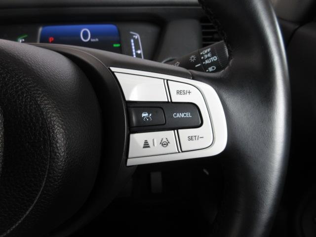 �n���h���ɃI�[�f�B�I�̑���X�C�b�`����������Ă��܂��I������O������O�����n���h�������𗣂����ɑ���ł���̂łƂ��Ă����S�ł��ˁ�