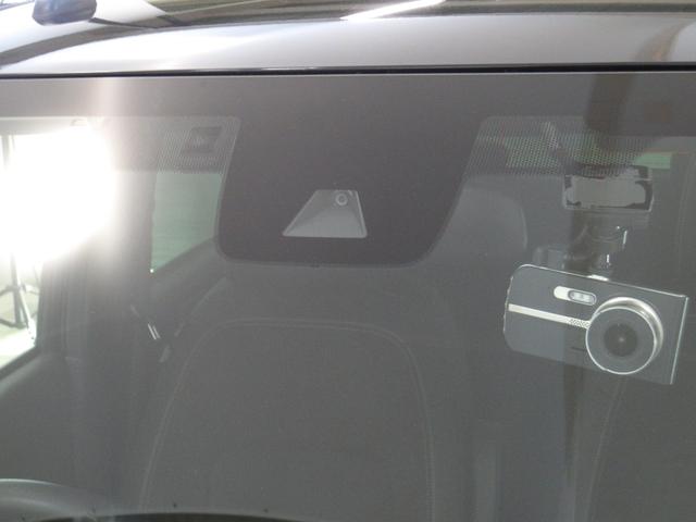 Ｎ－ＯＮＥ プレミアムツアラー　禁煙車　ターボエンジン　カーテンエアバック　ＬＥＤランプ　ドライブレコーダー　クルコン　前席シートヒーター　ＥＴＣ　Ｗエアバッグ　フルオートエアコン　エアバック　ＡＢＳ　パワステ　パワーウインドウ（13枚目）