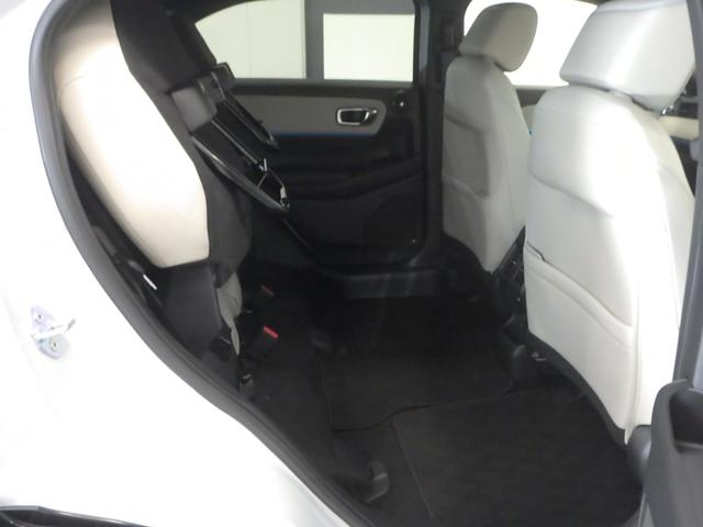 ヴェゼル e:HEVZ・PLaYパッケージ 禁煙車 オートクルーズコントロール LEDヘッド リヤカメラ 横滑り防止装置 ETC シートヒーター スマートキー 両席エアバック サイドカーテンエアバック(16枚目)