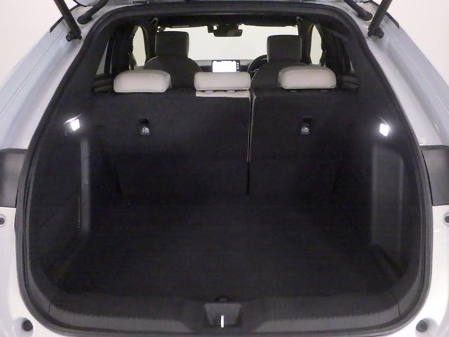 ヴェゼル e:HEVZ・PLaYパッケージ 禁煙車 オートクルーズコントロール LEDヘッド リヤカメラ 横滑り防止装置 ETC シートヒーター スマートキー 両席エアバック サイドカーテンエアバック(17枚目)