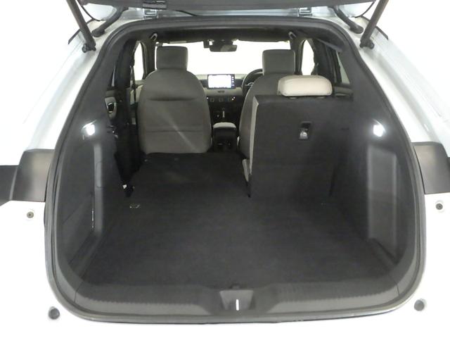 ヴェゼル e:HEVZ・PLaYパッケージ 禁煙車 オートクルーズコントロール LEDヘッド リヤカメラ 横滑り防止装置 ETC シートヒーター スマートキー 両席エアバック サイドカーテンエアバック(18枚目)