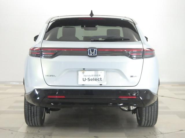 ヴェゼル e:HEVZ・PLaYパッケージ 禁煙車 オートクルーズコントロール LEDヘッド リヤカメラ 横滑り防止装置 ETC シートヒーター スマートキー 両席エアバック サイドカーテンエアバック(24枚目)