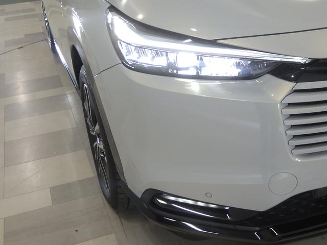 ヴェゼル e:HEVZ・PLaYパッケージ 禁煙車 オートクルーズコントロール LEDヘッド リヤカメラ 横滑り防止装置 ETC シートヒーター スマートキー 両席エアバック サイドカーテンエアバック(26枚目)