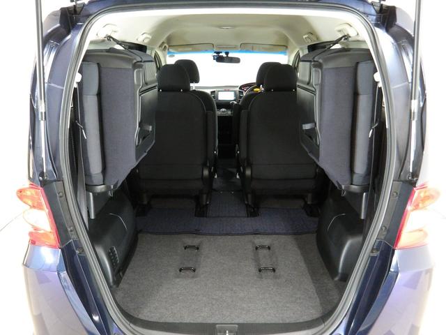 フリード Ｇエアロジャストセレクション　禁煙車　ＤＶＤ再生可　ワンセグ　ドラレコ　ダブルエアバッグ　Ｂカメ　パワーウインドウ　ＥＴＣ付　パワーステアリング　両側スライド左側パワースライドドア　ウォークスルー　３列シート　ＡＢＳ　エアバッグ（20枚目）