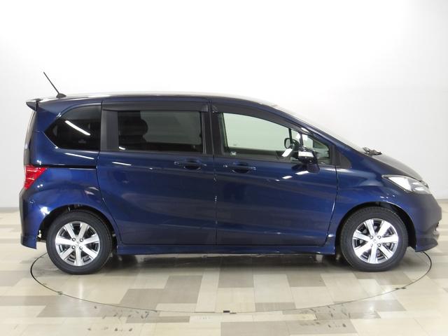 フリード Ｇエアロジャストセレクション　禁煙車　ＤＶＤ再生可　ワンセグ　ドラレコ　ダブルエアバッグ　Ｂカメ　パワーウインドウ　ＥＴＣ付　パワーステアリング　両側スライド左側パワースライドドア　ウォークスルー　３列シート　ＡＢＳ　エアバッグ（24枚目）