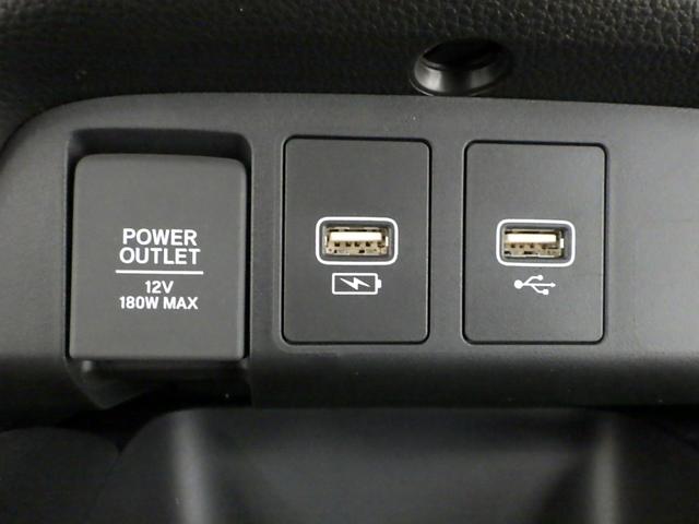 フィット e:HEVホーム 禁煙車/元デモカー/LEDヘッドライト/ホンダセンシング/ドラレコ 助手席エアバッグ 運転席エアバッグ アイドリングストップ LEDライト バックカメラ ABS サイドエアバッグ フルセグTV 記録簿(15枚目)